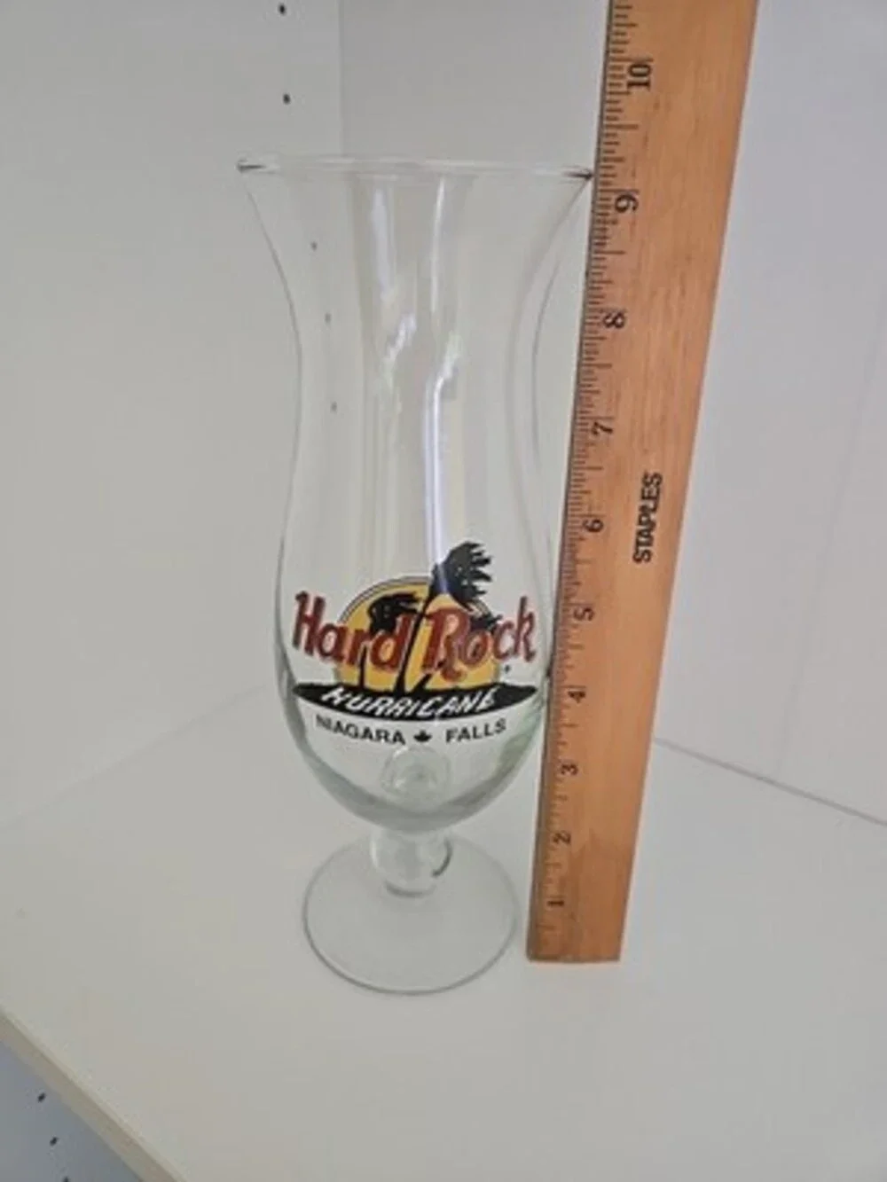 Hard Rock Niagra Falls Hurricane Glass Collectible